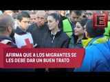 Claudia Sheinbaum recorre campamento de migrantes en la Magdalena Mixhuca