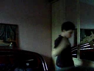 Moi en dansant la tecktonik