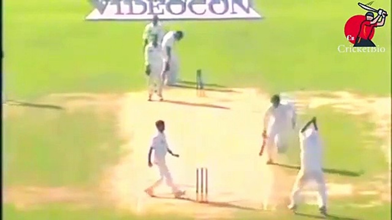 Top 5 Funny Run Out in Cricket History