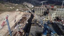 Bayraklı Şehir Hastanesi çalışmaları son sürat devam ediyor...Hastanenin inşaat çalışmaları havadan görüntülendi