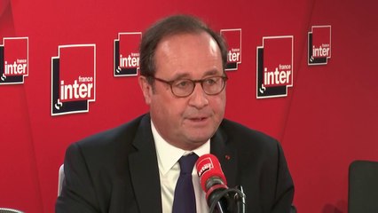 François Hollande sur le rétropédalage des portiques écotaxe : "La mesure n'est pas comprise, elle est injuste, donc je l'ai retirée"