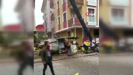 Sancaktepe'de Helikopter Düştü