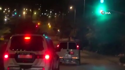 - İsrail Askerleri Kudüs'te 32 Filistinliyi Gözaltına Aldı