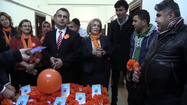 Nüfus çalışanları farkındalık için 'turuncu' giydi - KIRKLARELİ