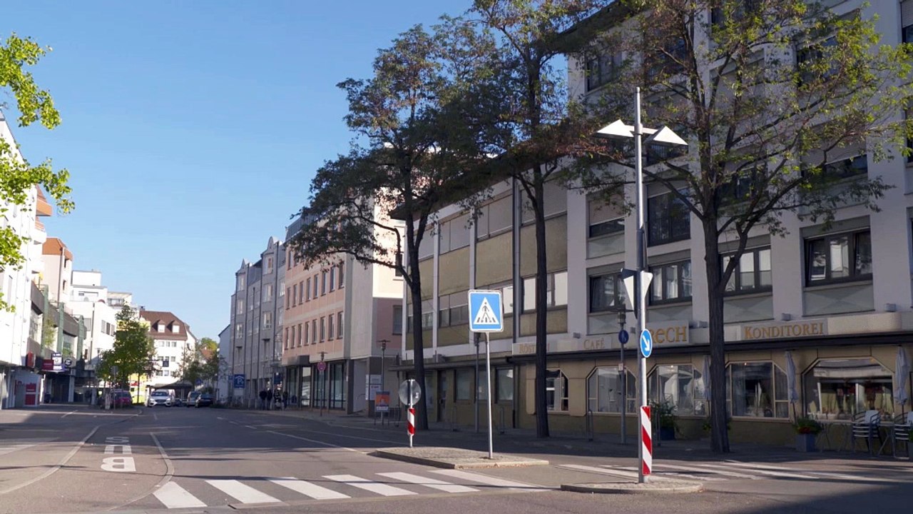 La Mercedes E 300 de hybride rechargeable affiche une autonomie électrique de 54 km