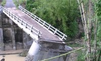 Jembatan di Bojonegoro Roboh Akibat Diterjang Banjir