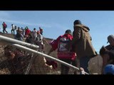 SHBA mbyll kufirin dhe hedh gaz lotsjellës ndaj emigrantëve - Top Channel Albania - News - Lajme