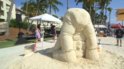 [이브닝] "물과 모래"로만 뚝딱... 아름다운 모래 예술 작품 / YTN