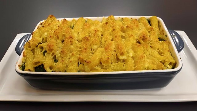 Rreze Dielli, 26 Nëntor 2018 - Të Gatuajmë me Znj. Vjollca P1 Makarona furre me Spinaq