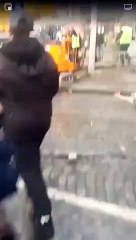 Régis chez les Gilets Jaunes