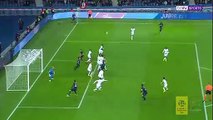 Neymar ve Mbappe, PSG'yi tribünden izledi