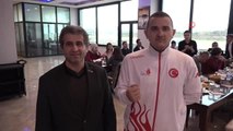 Türkiye Şampiyonu İşitme Engelli Gencin Hedefi Dünya Şampiyonluğu