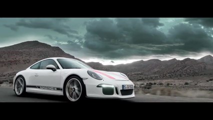 Porsche like in the good old days. Hand- and legwork in the 911 R