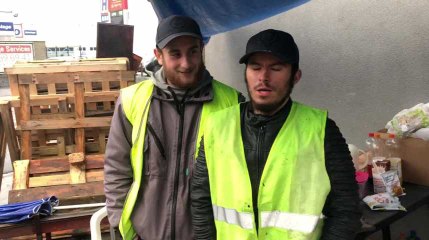 Gilets jaunes à Boussu : ils bloquent la pompe Texaco depuis plus d’une semaine