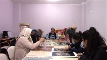 Özalp'te Üç Boyutlu Rölyef Resim Kursu