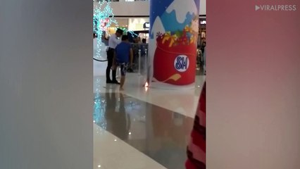 Shopper Puts Out Fire With His Flip-Flops