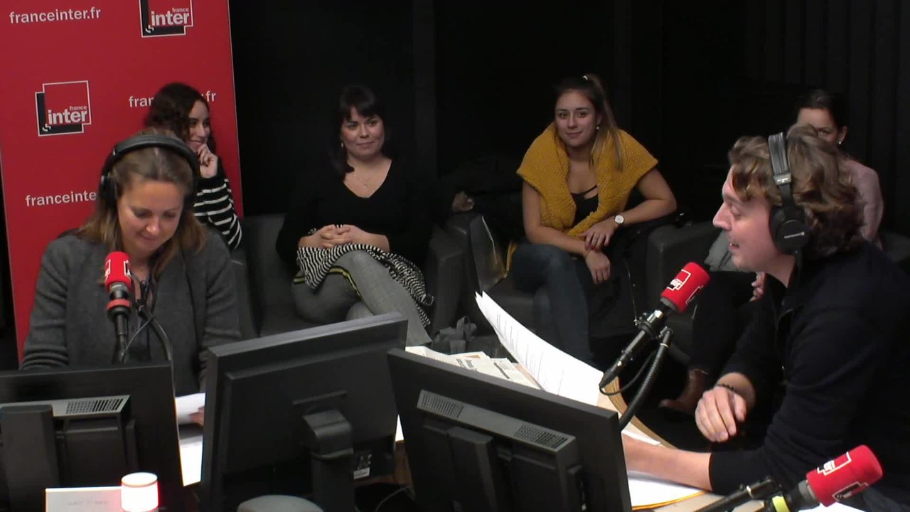 Noël sur les Champs-Elysées : boules et lumières - Le Journal de 17h17