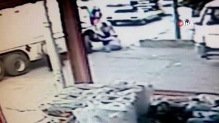 Husumetli olduğu amcasının oğluna böyle kurşun yağdırdı