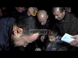 Report Tv-Dita e 23-të e protestës, banorët e Unazës së Re peticion Arta Markut
