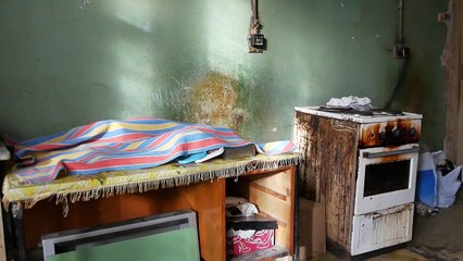 Saint-Petersburg: residents stuck in Soviet 'Kommunalkas' ​