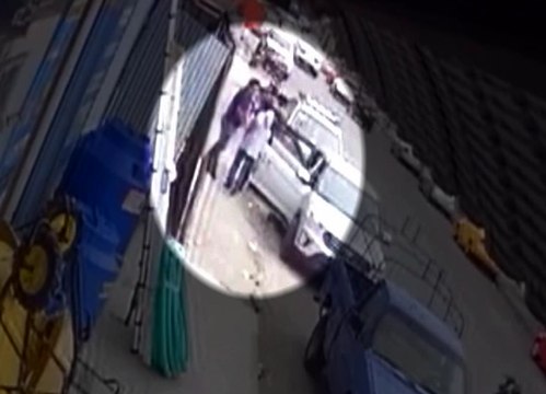 Fueron capturados tres sujetos que estarían presuntamente asaltando en el centro de Machala