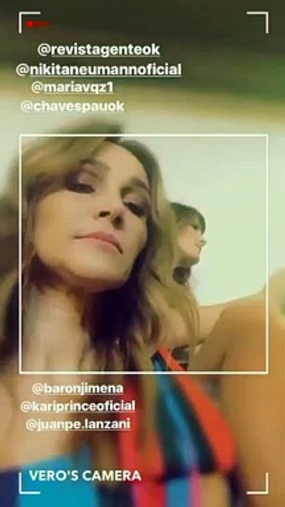 Paula en los personajes del año - Revista Gente 10 - 21 de Noviembre