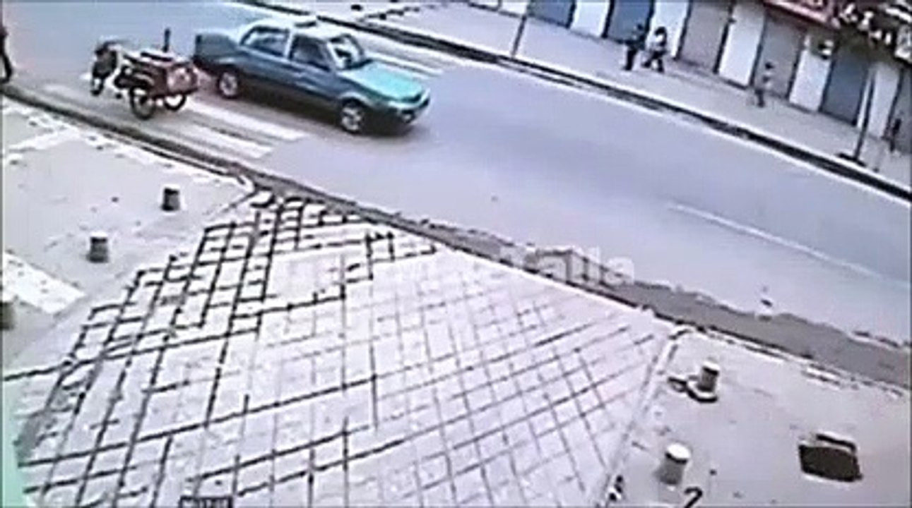 Les trottoirs en chine sont un peu dangereux