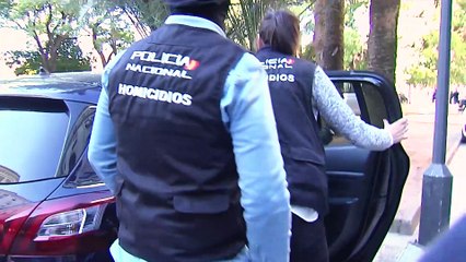 Video herunterladen: Comienza el juicio al acusado de matar y quemar a una mujer en 2017