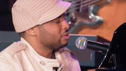 Smokie Norful - God Is Able