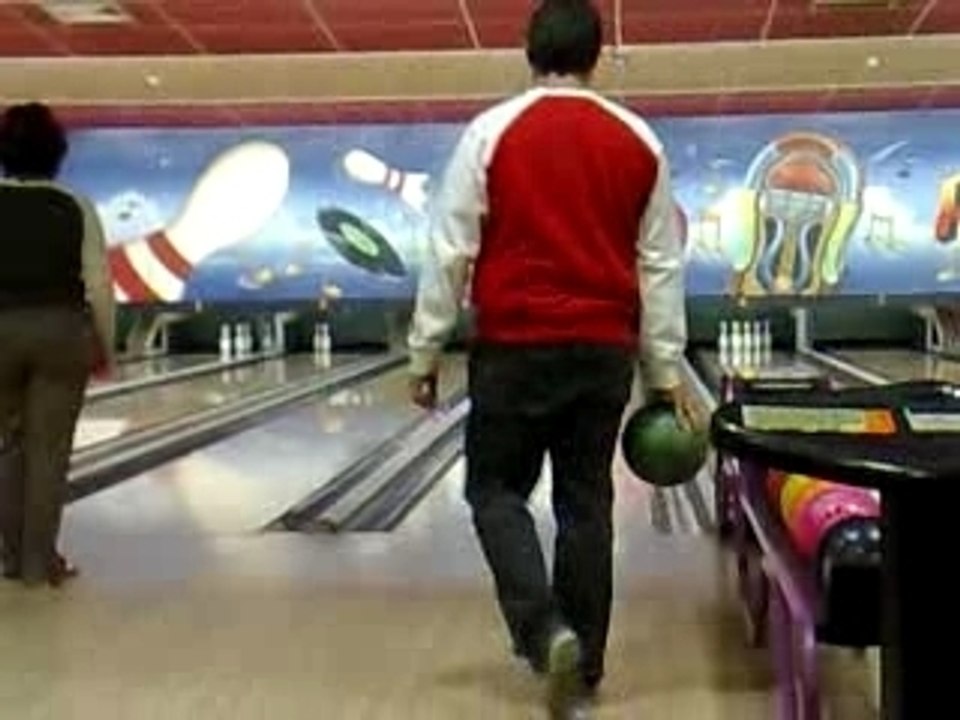 Bowling67