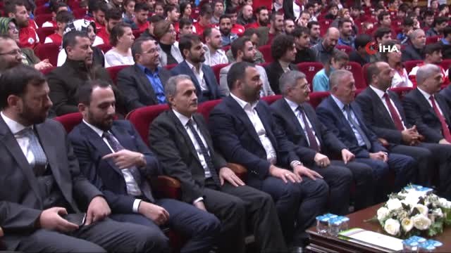 Şampiyon Pendik'te Yetişir Spor Paneli Düzenlendi