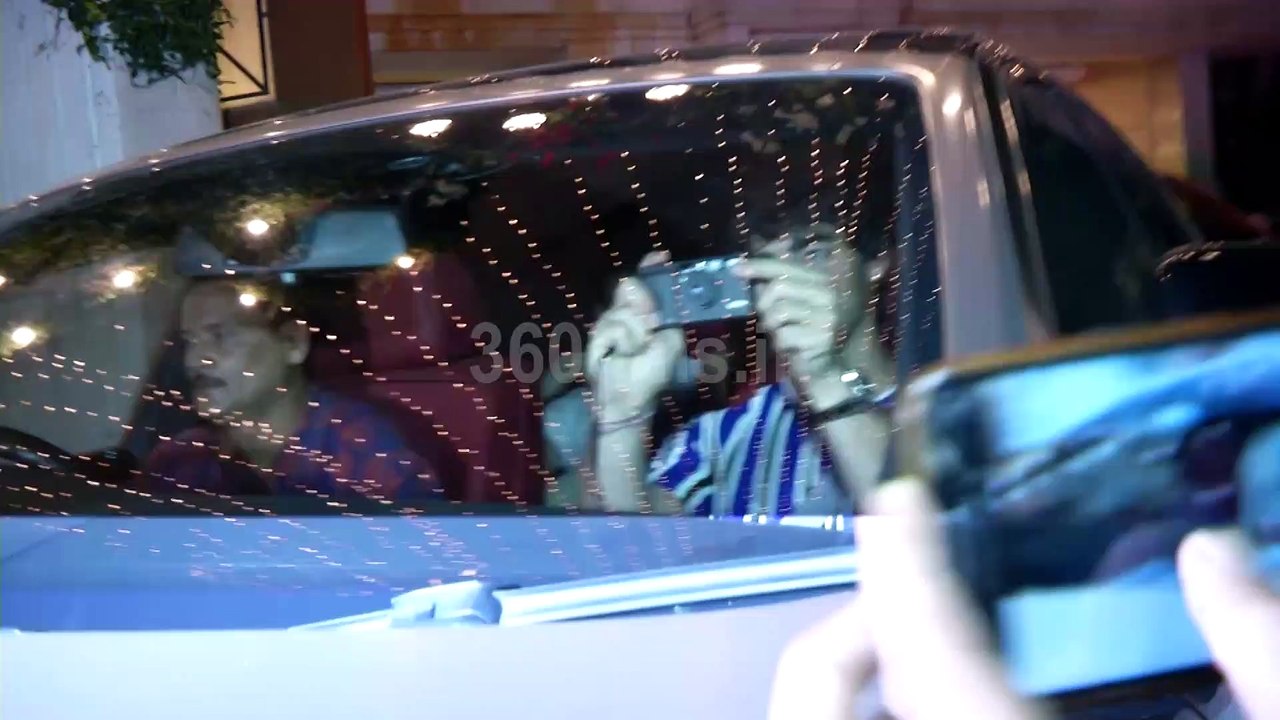 Bollywood Actress Priyanka Chopra Spotted With Nick Jonas At Her House