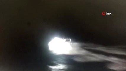 Lastik Botla Yunanistan'a Kaçacaklardı...kaçak Göçmen Operasyonu Kamerada