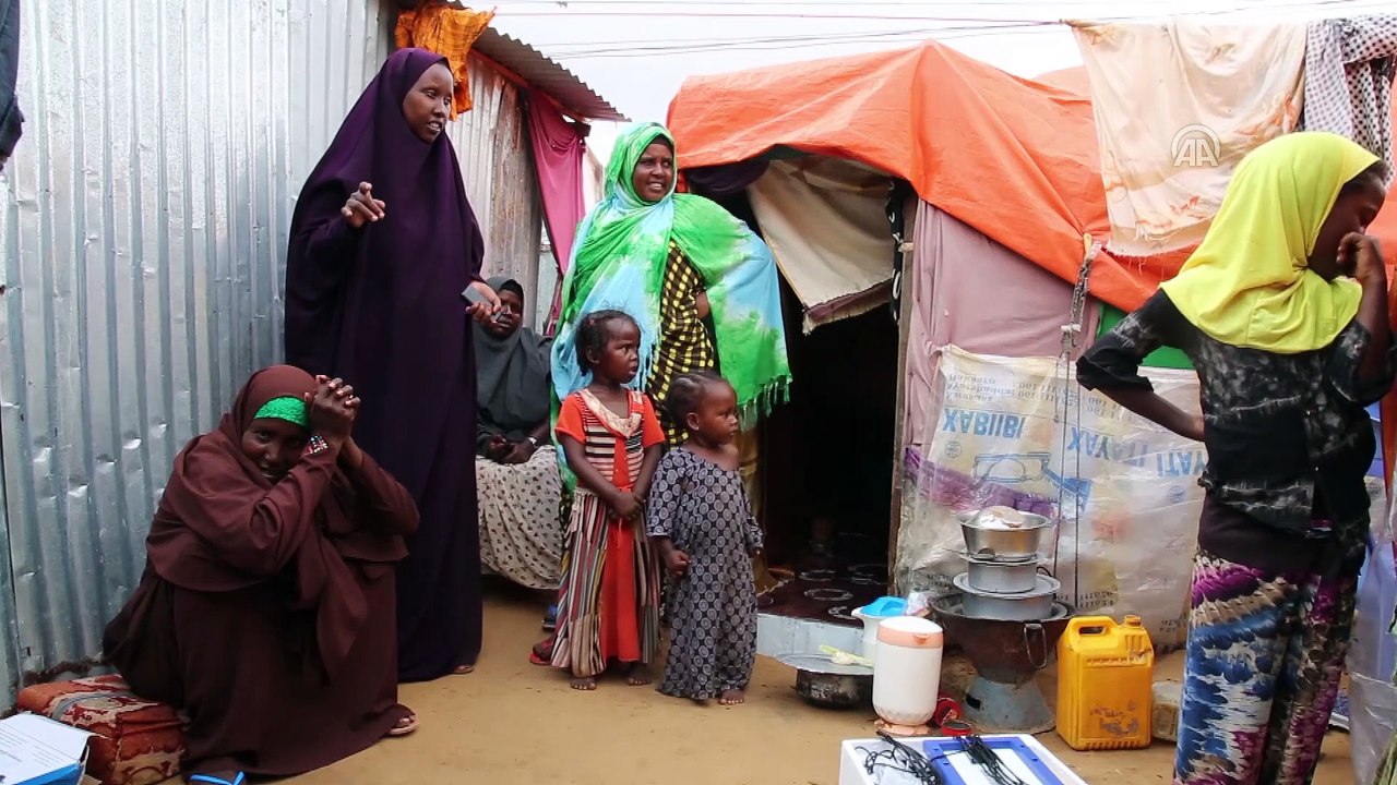 Somali'deki kamplar güneş enerjisiyle ışığa kavuşuyor - MOGADİŞU