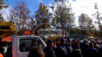 Report TV - Nis heqja e shtyllave te unaza e re, disa prej banorëve shfaqin kundërshtime