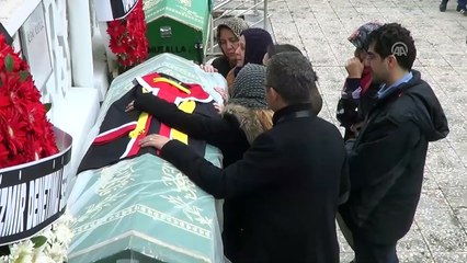 Kamyonetin kasa kapağının çarpması sonucu ölen genç kız defnedildi - KONYA