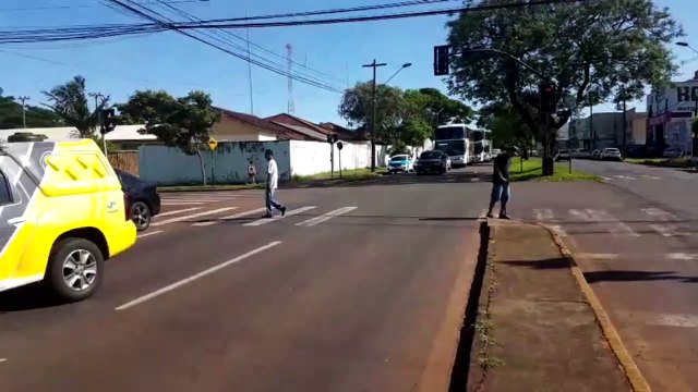 Homem é detido após furtar produtos em residência