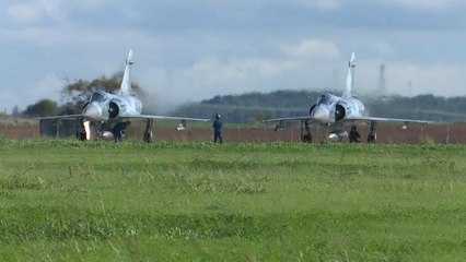 Pilotos gregos distinguem-se em manobras da NATO