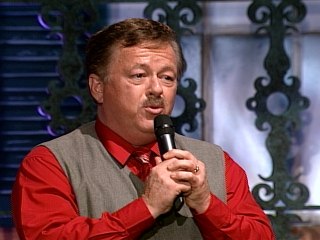 Bill & Gloria Gaither - When I Survey The Wondrous Cross