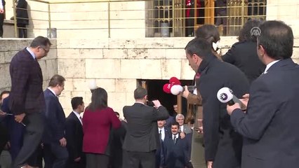 Zeybekci: "Kendimizi İzmir'e Vereceğiz"