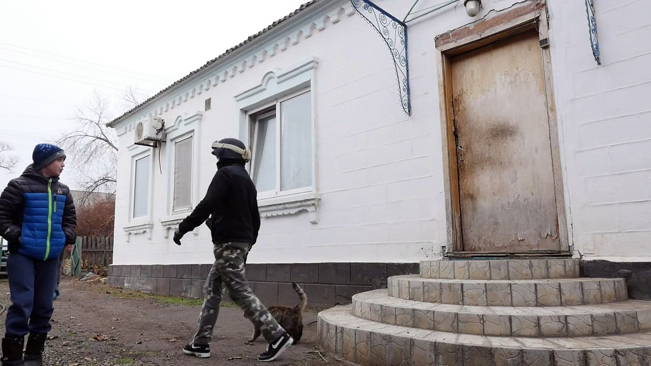 Kriegsangst in Mariupol: Ukrainische Hafenstadt macht mobil