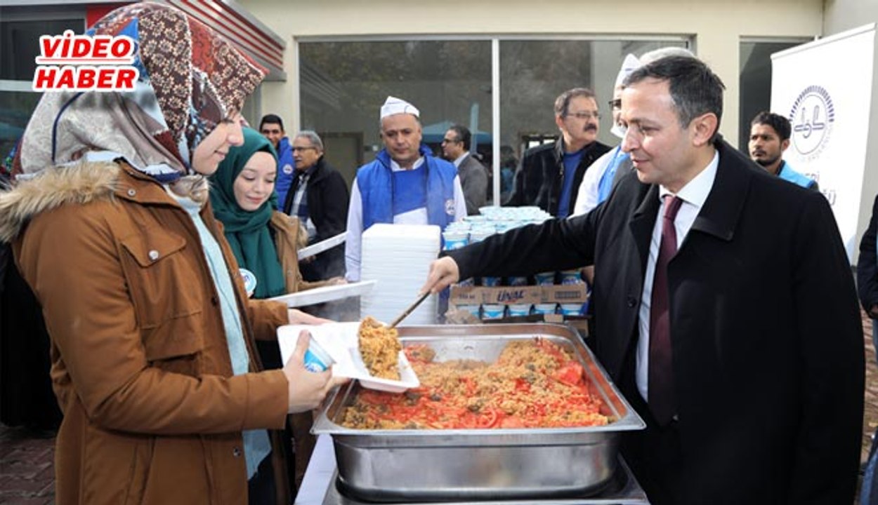 (27 Kasım 2018) ERÜ İLAHİYAT FAKÜLTESİ’NDE  “MEVLİD-İ NEBİ HAFTASI” ETKİNLİĞİ DÜZENLENDİ