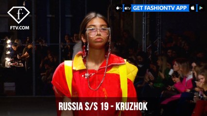 Video herunterladen: kruzhok Mercedes Benz Fashion Week Russia S/S 2019 | FashionTV | FTV