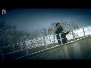 احمد السلطان - شك هدومة / Offical Video