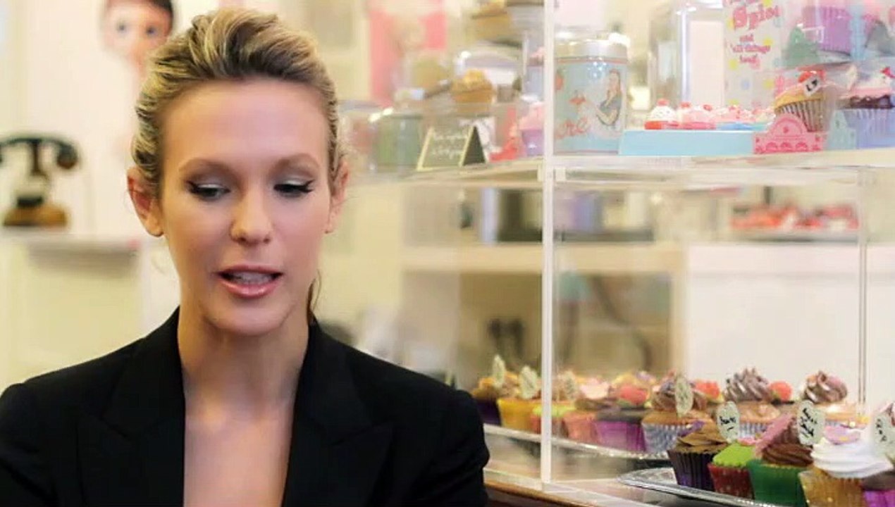 LORIE : REGARDE-MOI - L'HISTOIRE D'UN NOUVEL ALBUM - [ÉDITION COLLECTOR LIMITÉE]