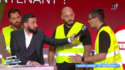 Gilets jaunes : "Pris à la gorge en milieu de mois, on n'arrive pas à s'en sortir"