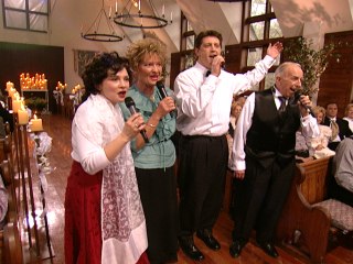 Bill & Gloria Gaither - When The Roll Is Called Up Yonder