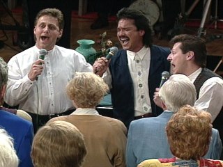 Bill & Gloria Gaither - Midnight Cry