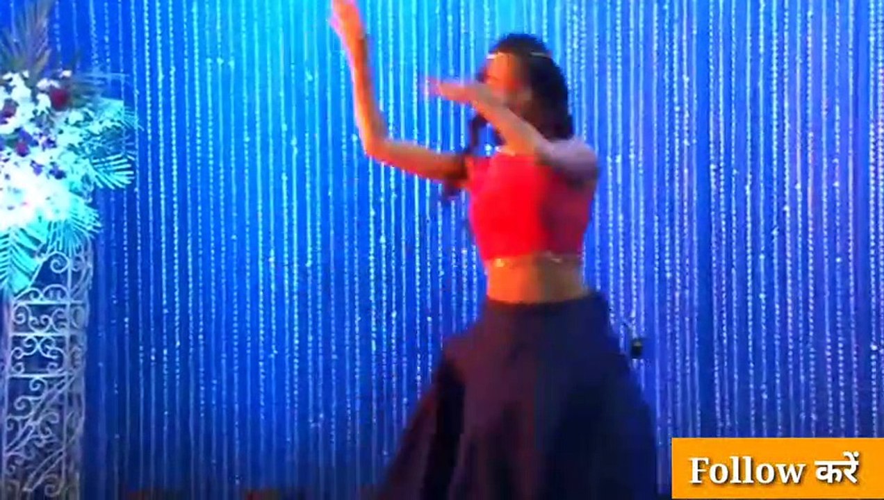 a cute girl dance in marrage function
