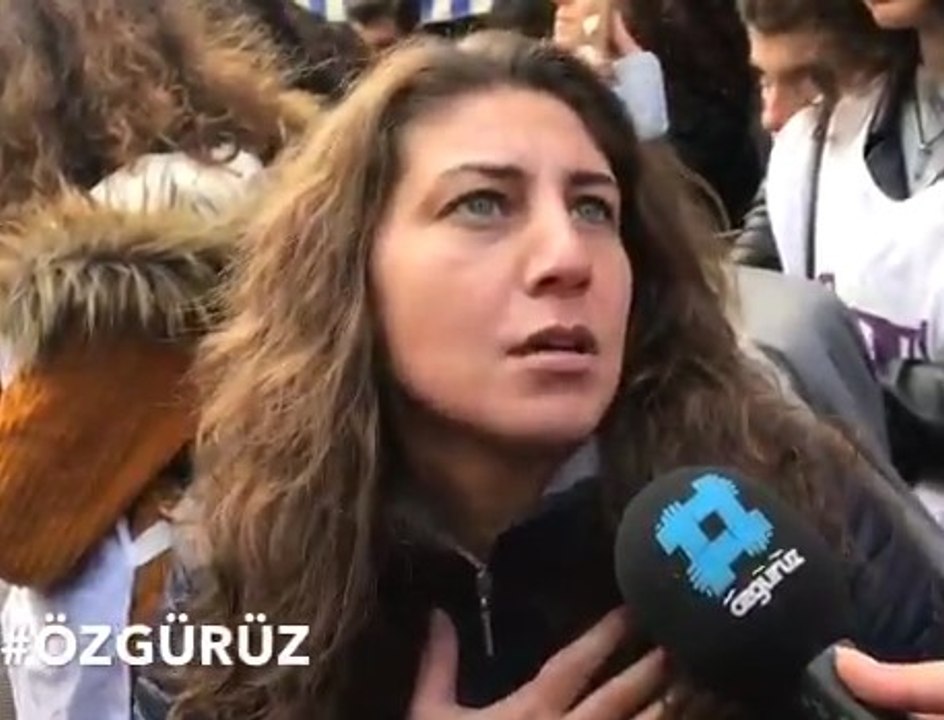 Dövdüğünüz kadınları keşke bir de dinleseniz